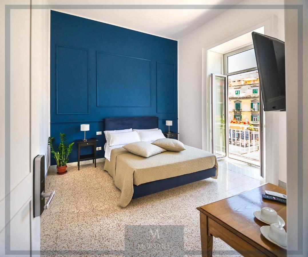 Monart Hospitality Cavour Bed & Breakfast Naples Exterior photo
