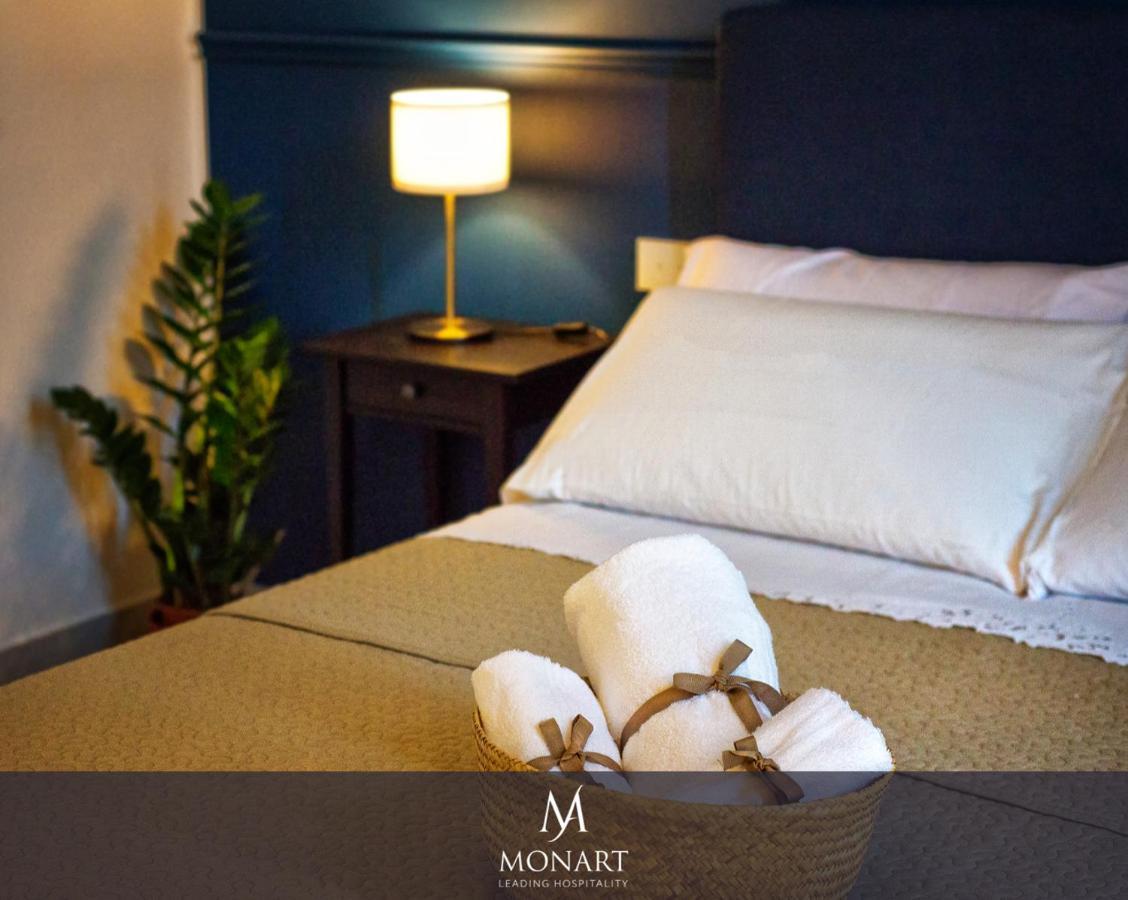 Monart Hospitality Cavour Bed & Breakfast Naples Exterior photo