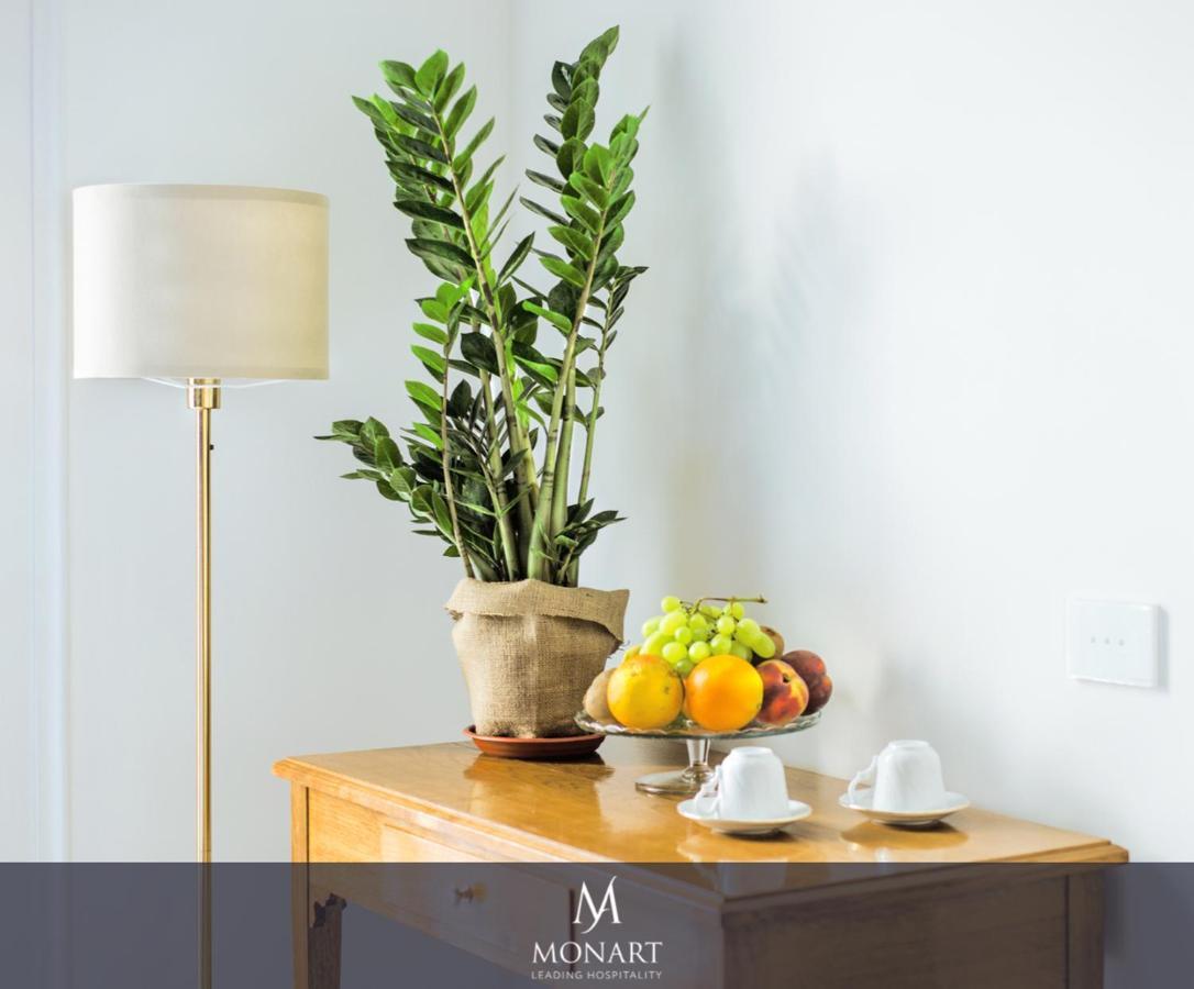 Monart Hospitality Cavour Bed & Breakfast Naples Exterior photo
